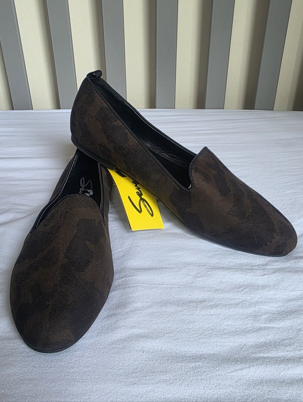 Seven7 Soft Brown Suede Camouflage Womens Slip On Loafers Size 9 NWT
